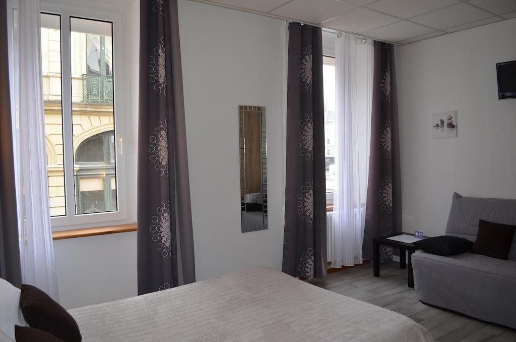 Hotel De La Croix De Malte Cherbourg-en-Cotentin Habitación foto